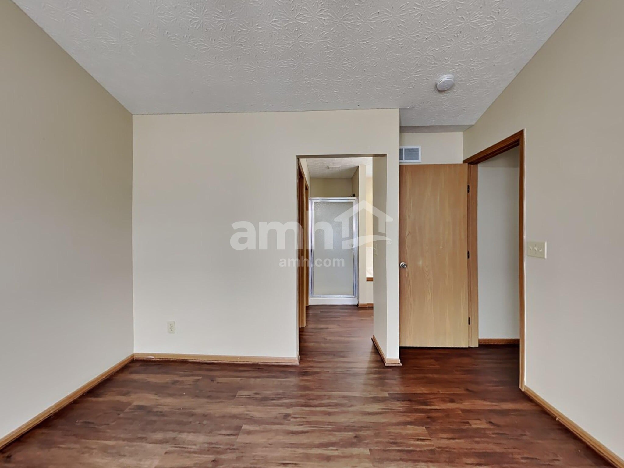 Building Photo - 2661 Hardwood Ave