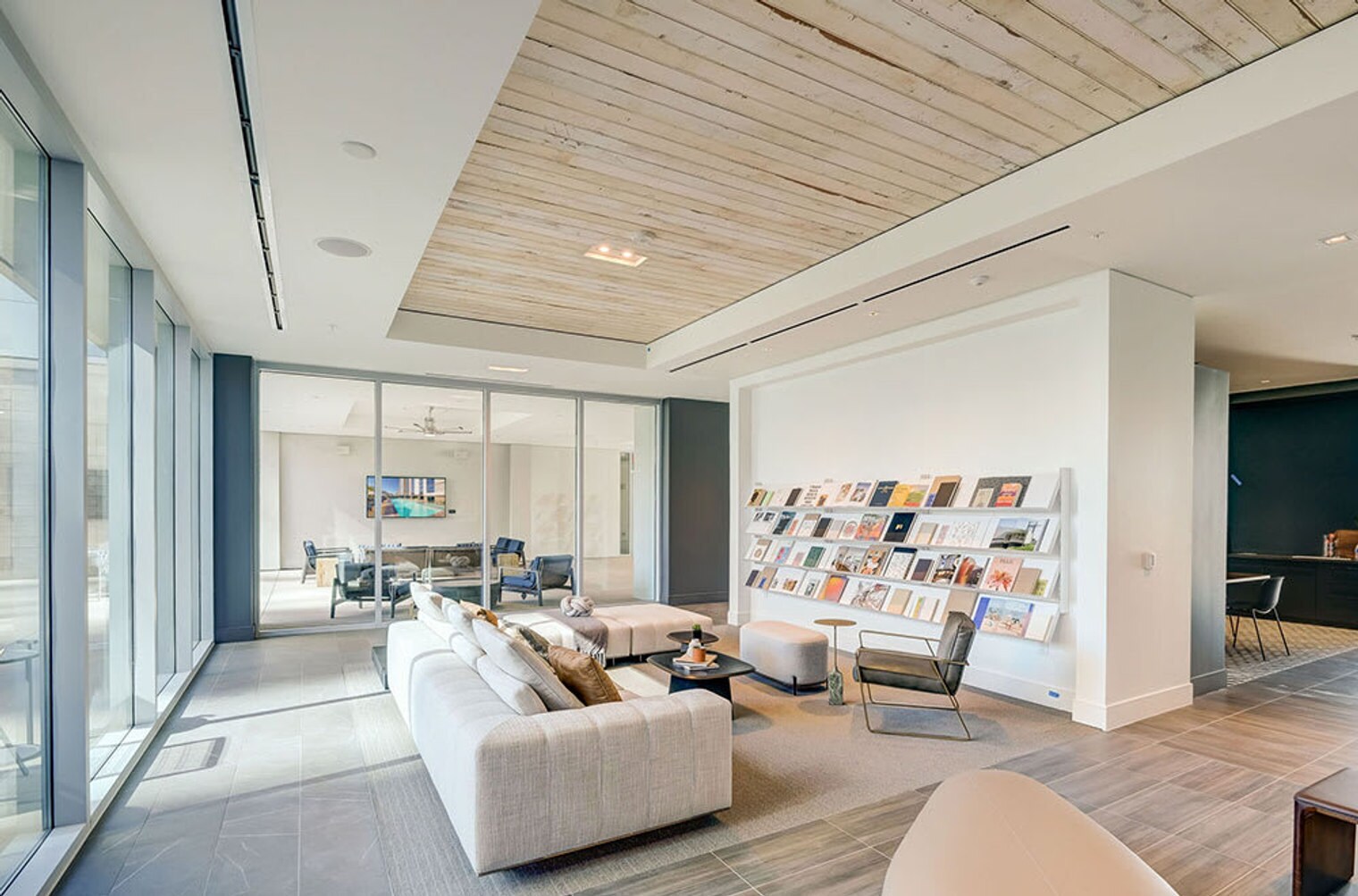 Building Photo - 222 E Jefferson St