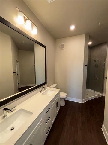 Building Photo - 111 Town Pl