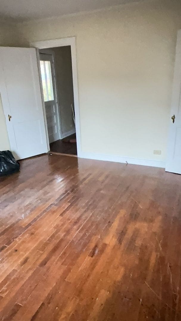 Building Photo - 204 Thames St