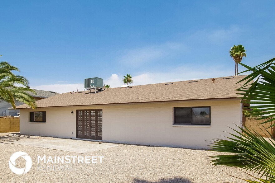 Building Photo - 15202 N 38th Ave