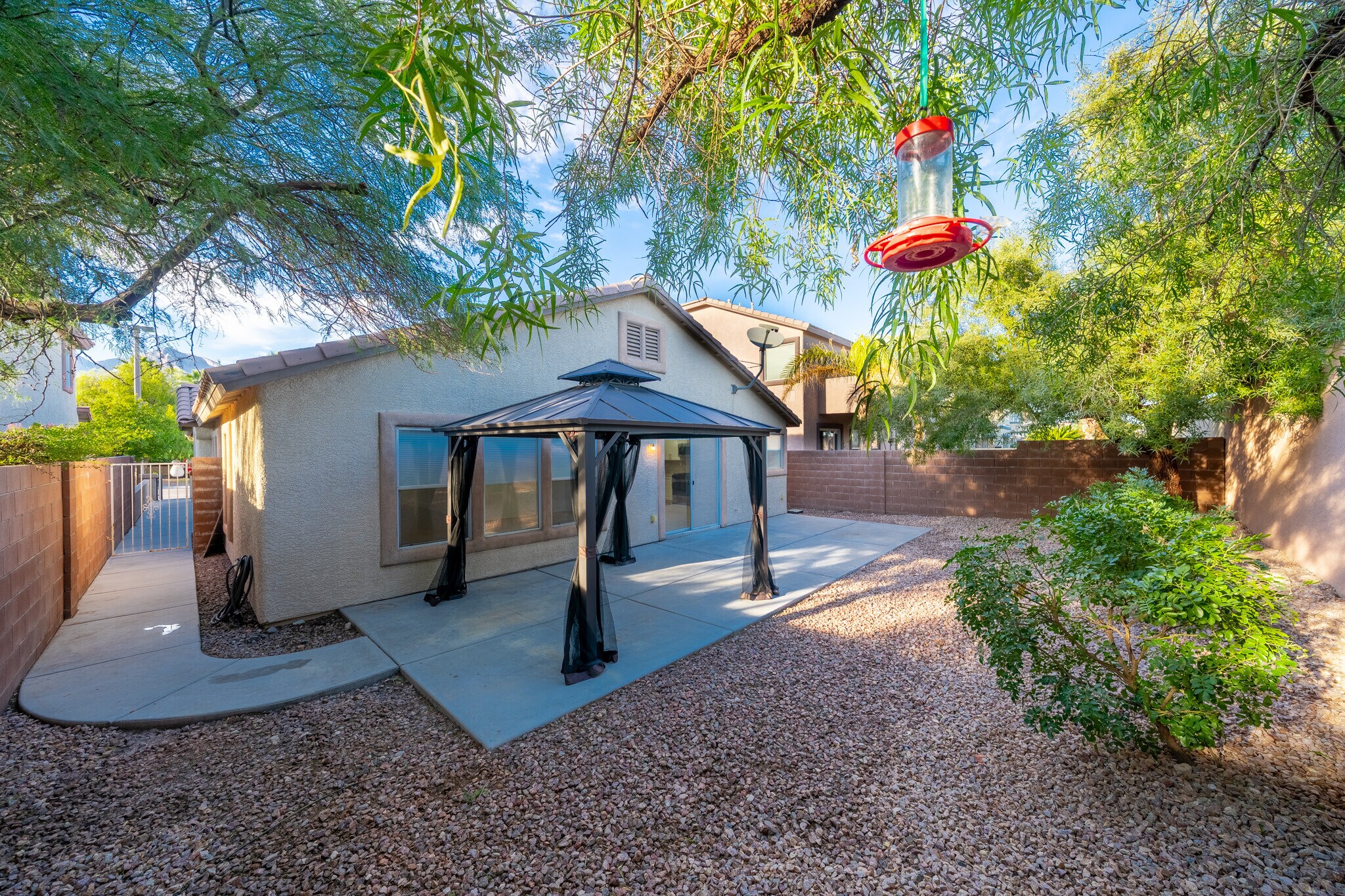 Building Photo - 504 Lacabana Beach Drive