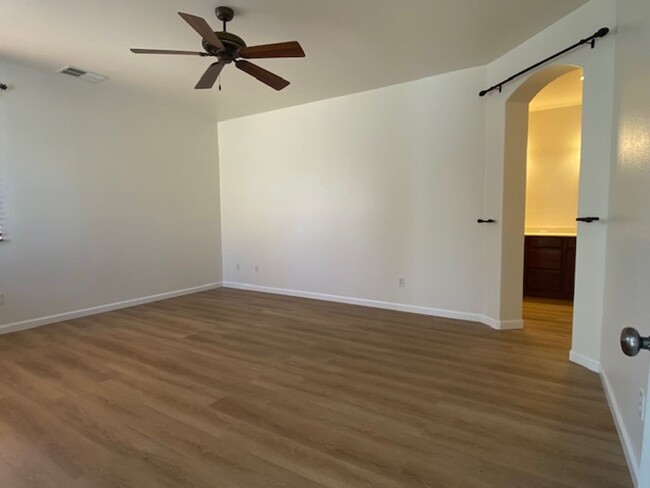 Building Photo - Single level home in Lincoln Crossing