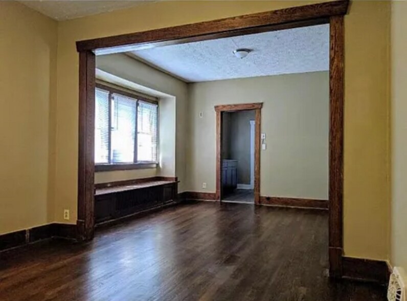 Building Photo - 2716 N 48th St