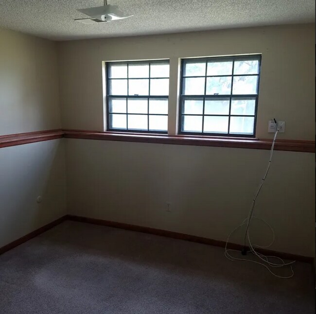 Building Photo - 8814 Gallery St