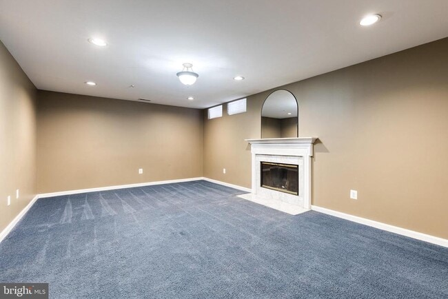 Building Photo - 10820 Sherwood Hill Rd