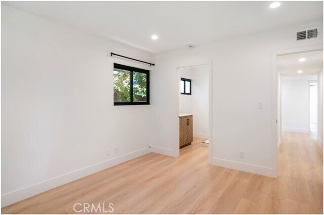 Building Photo - 33781 Silver Lantern St