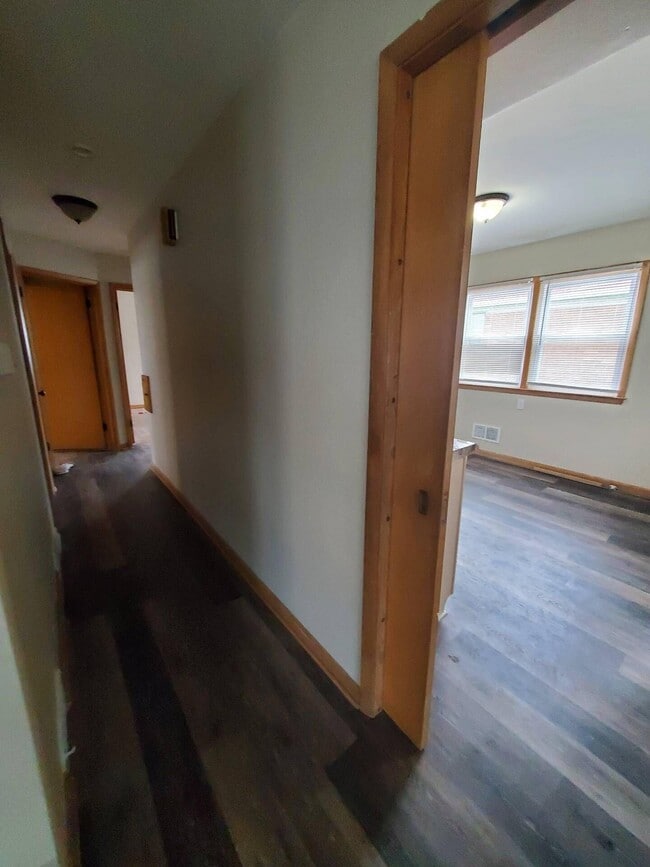 Building Photo - 4052 N 85th St