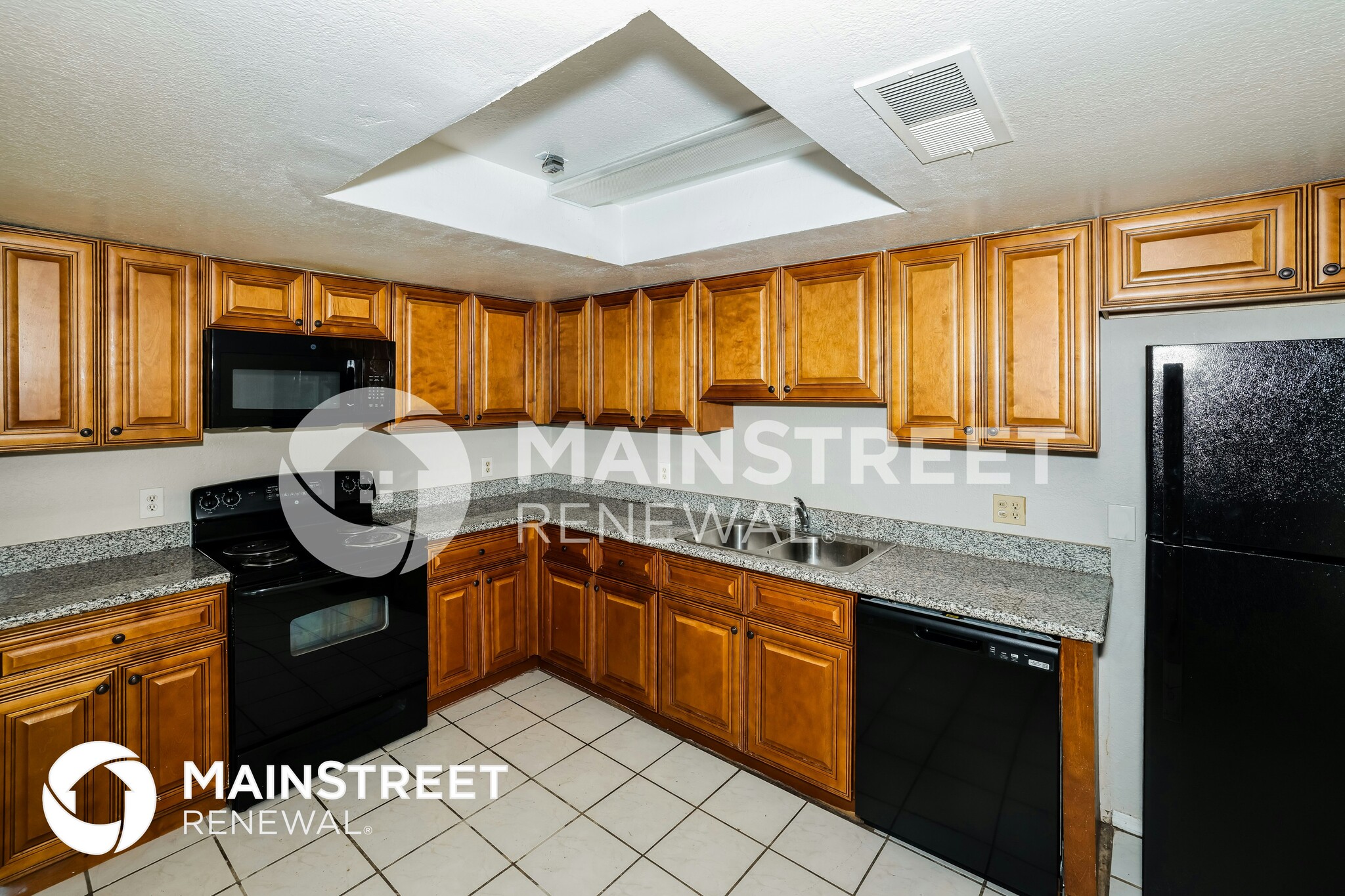 Building Photo - 3043 N 75th Dr