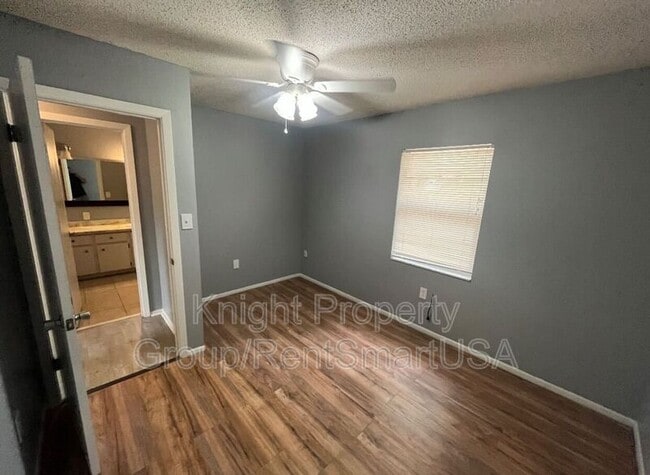 Building Photo - 98 Surf Dr