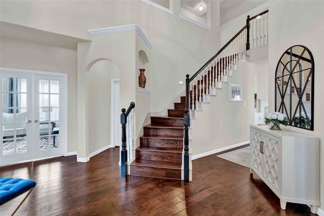 Building Photo - 7305 Oak Leaf Dr