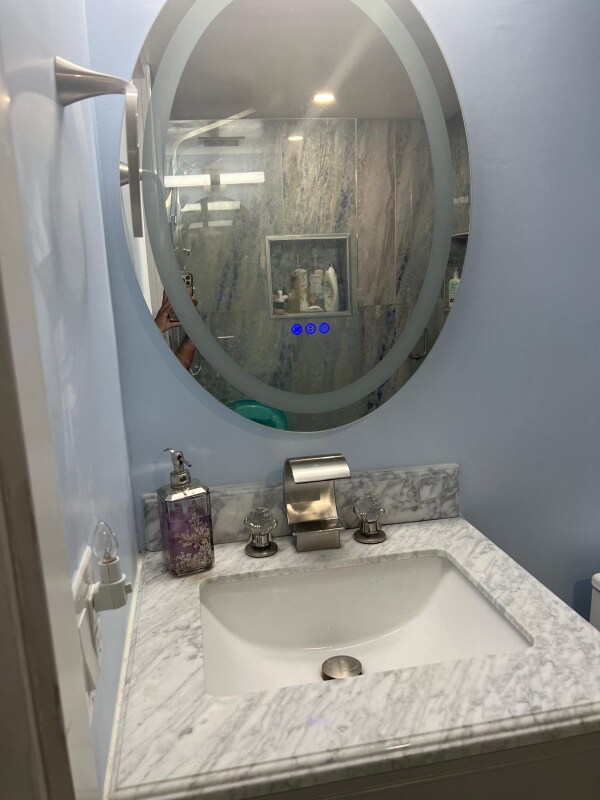 Building Photo - 1105 S Flagler Ave