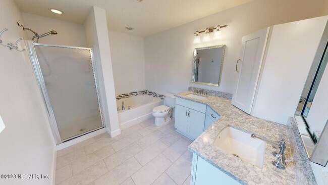 Building Photo - 77420 Cobblestone Dr