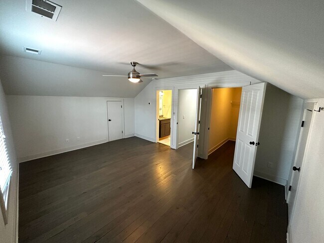 Building Photo - 609 E Duffy Ln