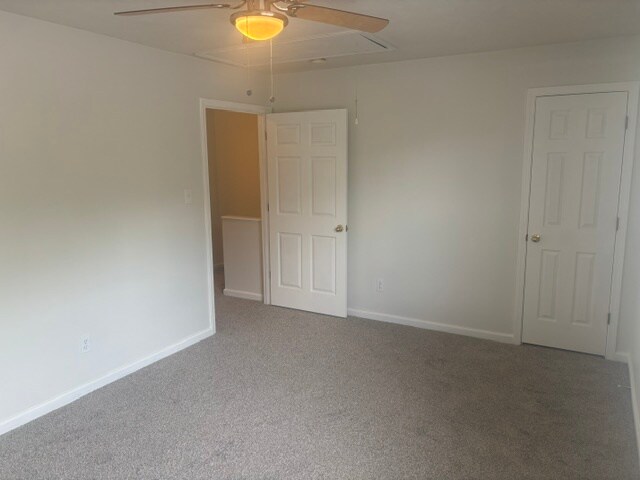 Building Photo - 2933 Colt Dr NE