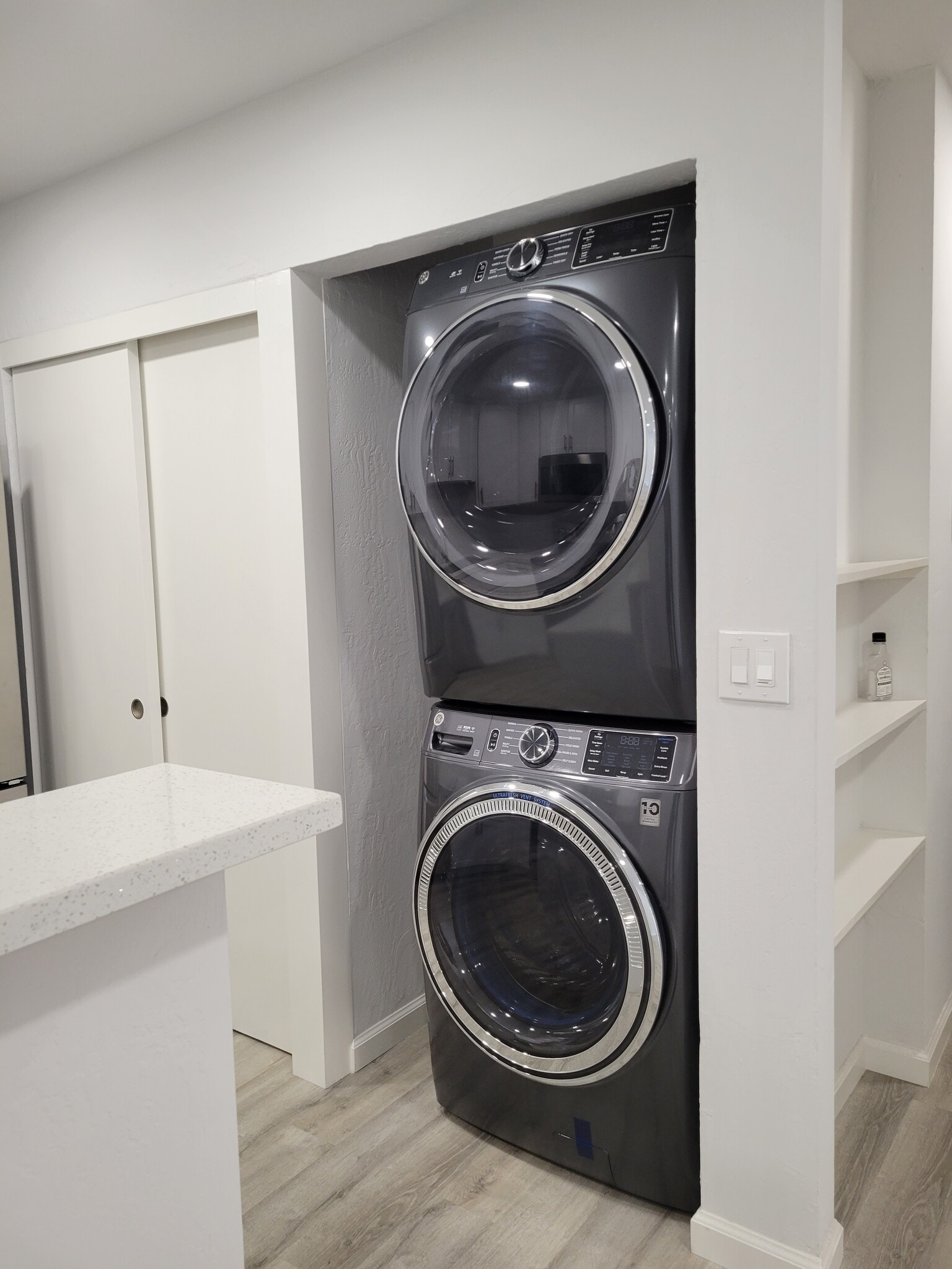 Washer/Dryer - 125 Connemara Way