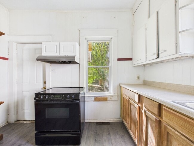 Building Photo - 2408 Concord Ave