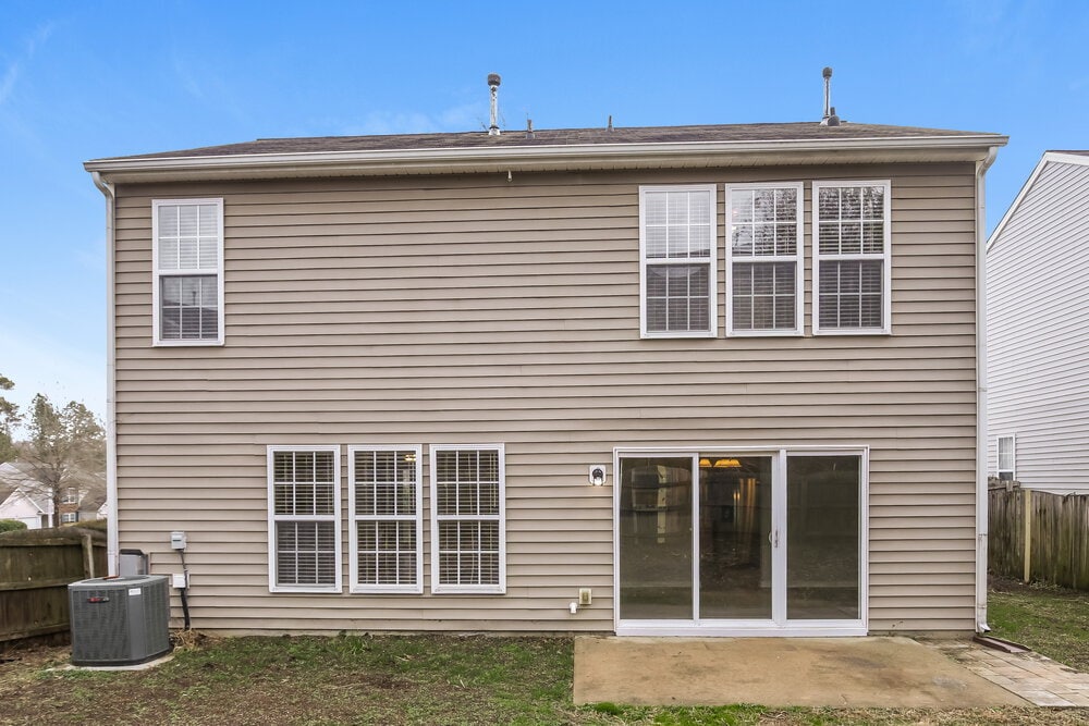 Building Photo - 2007 Gushing Dr