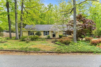 Building Photo - 9201 Rattlesnake Rd