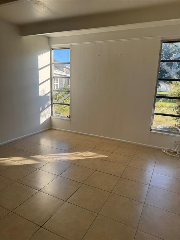 Building Photo - 4719 Club Cir