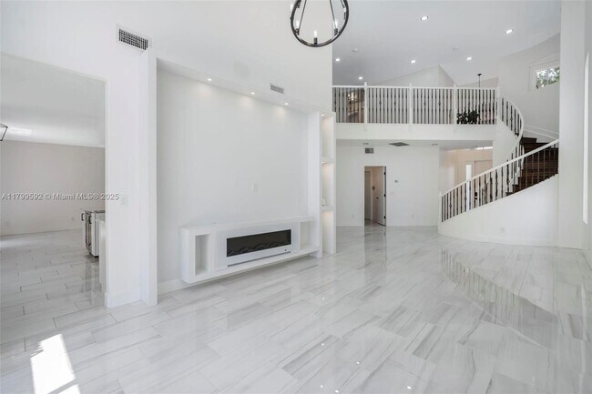 Building Photo - 5050 Greenwich Preserve Ct