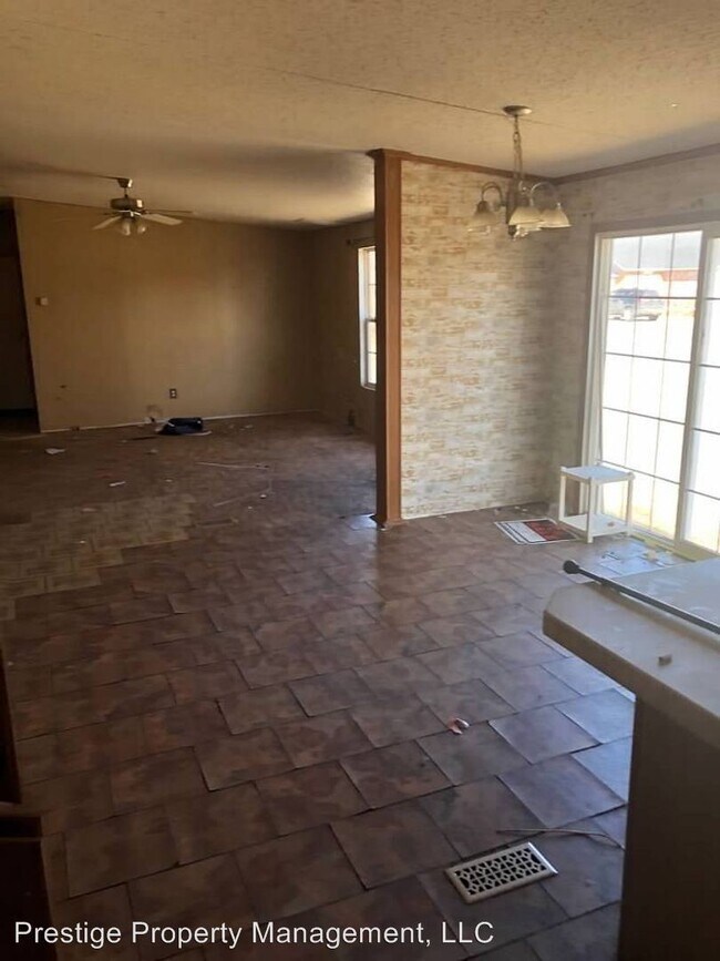 Building Photo - 4 br, 2 bath House - 202 Cedar Ave