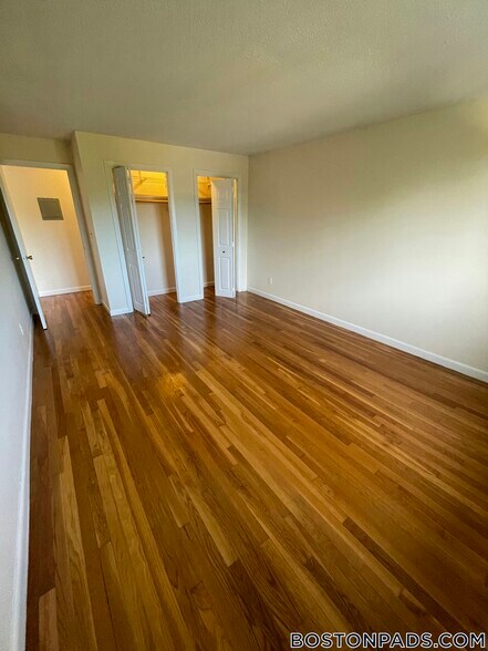 Building Photo - 66 Homer Ave