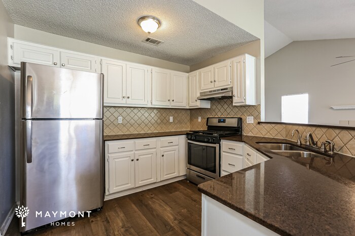 Building Photo - 31 Hickory Ridge