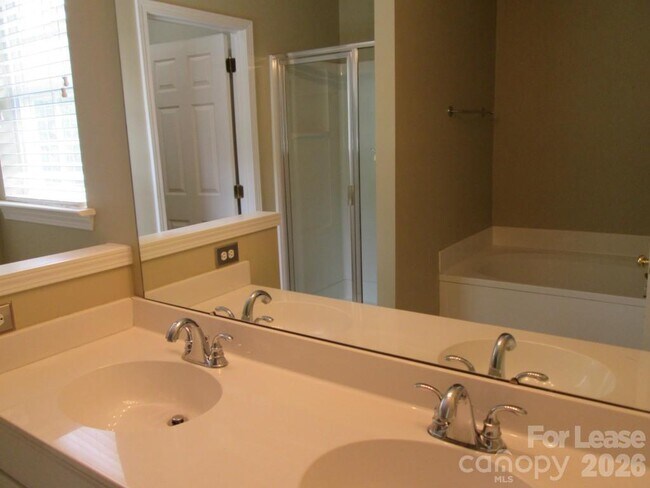 Building Photo - 9513 Wilson Hall Dr