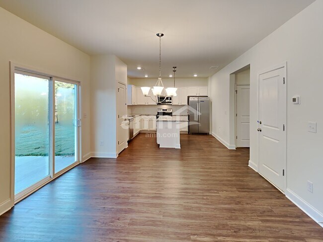 Building Photo - 213 Rivulet Dr