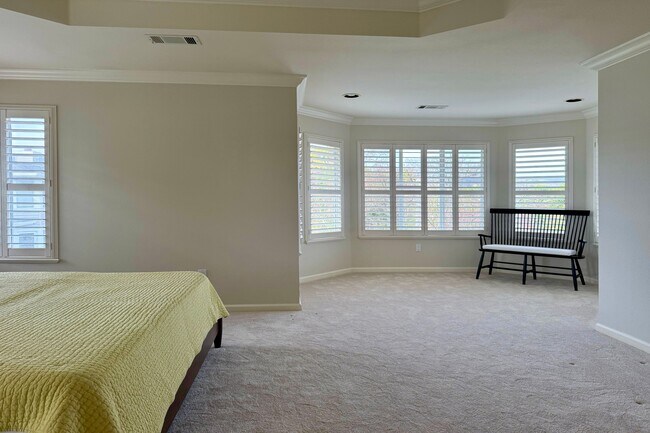 Building Photo - 1876 Heritage Way