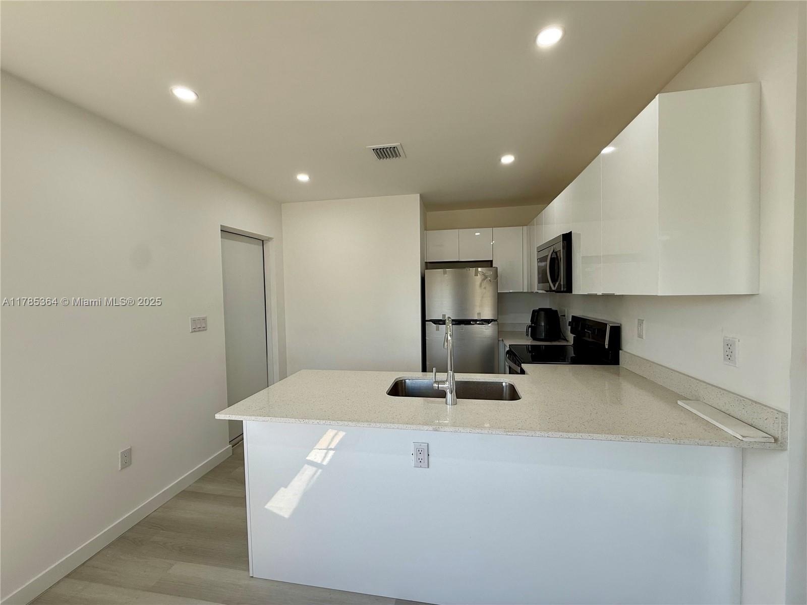 Building Photo - 1391 NW 72nd St