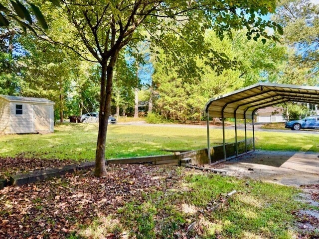 Building Photo - 415 Hugo St