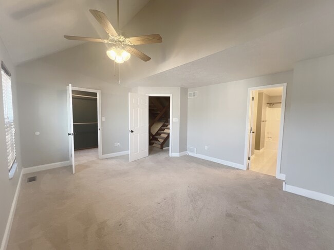 Building Photo - 2748 Hunters Point Dr