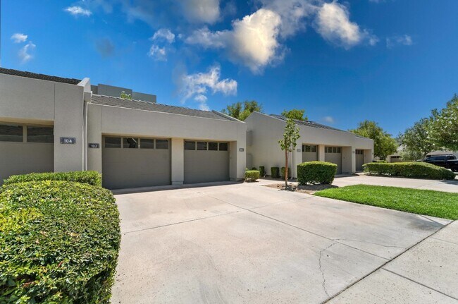 Building Photo - Furnished 2-Bed, 2-Bath Condo in Gainey Ranch