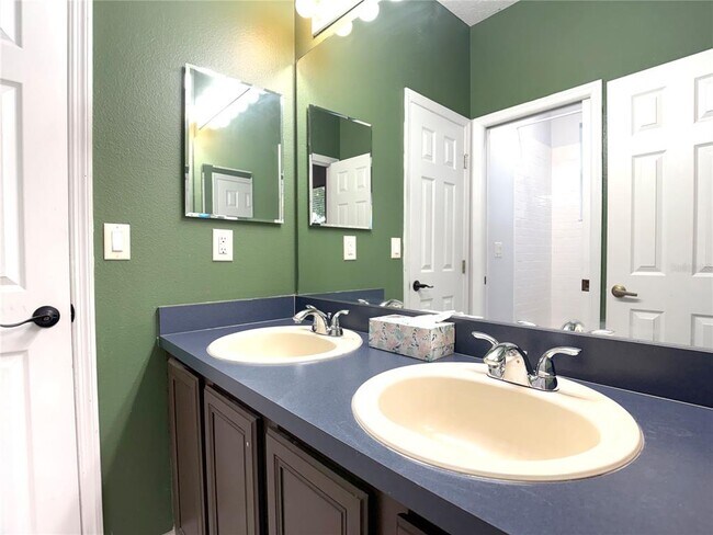 Building Photo - 14701 Timucua Pl