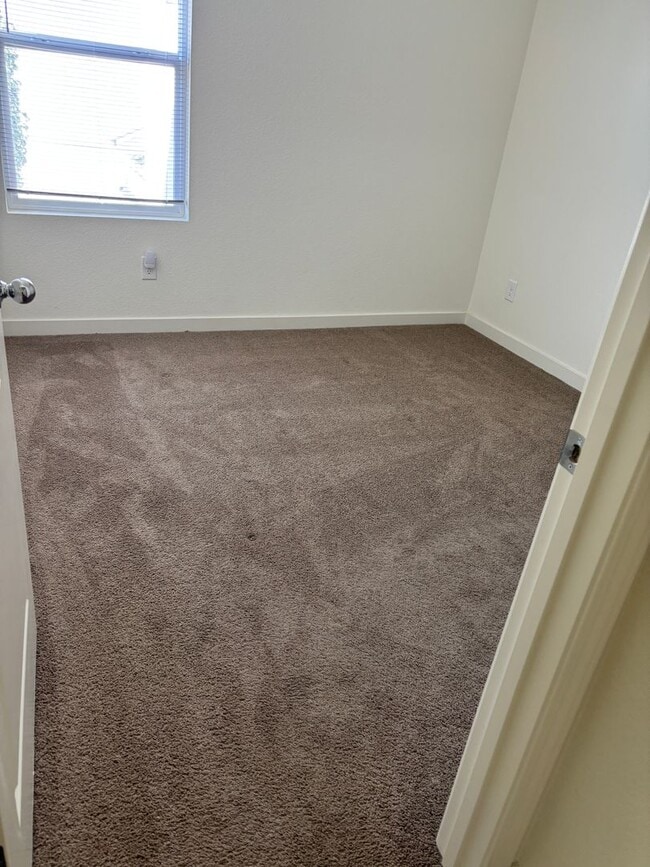 Building Photo - RENTAL AMOUNT JUST REDUCED ONLY $2,525 PER...