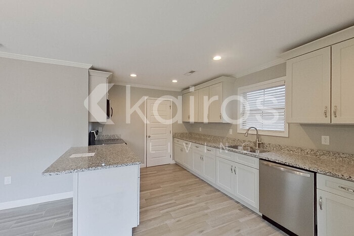 Building Photo - 93 Old Orchard Rd