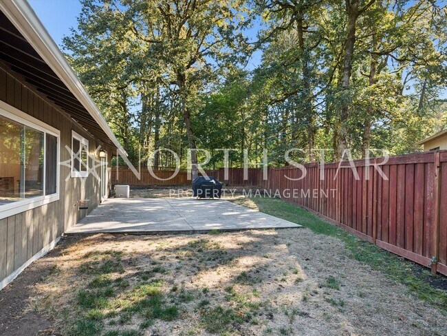 Building Photo - Stylishly Updated Ranch in Bryant Woods