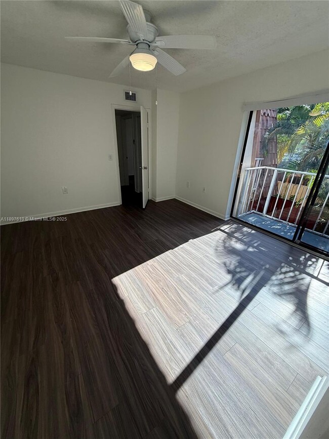 Building Photo - 738 Mill Valley Pl