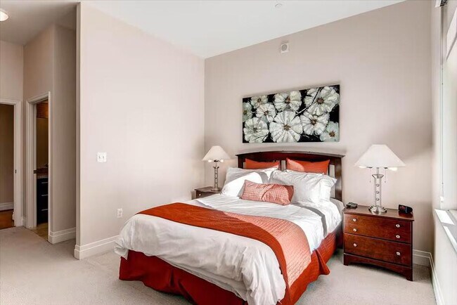 Building Photo - 2201 I St NW