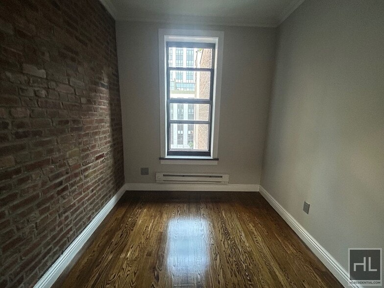 Building Photo - East 18th Street