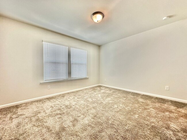 Building Photo - Spacious 3BD Townhome in Solana | 2-Car Garage | Pool, Gym & More