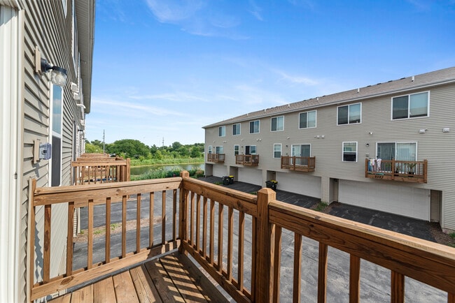 Building Photo - 2305 Upland Rd