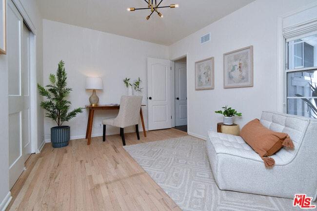 Building Photo - 12614 Morrison St