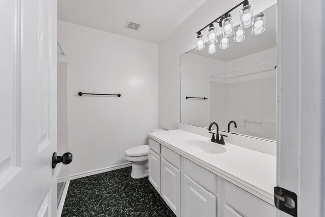 Building Photo - 134 Lynnie Penny St