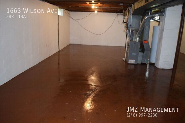 Building Photo - 1663 Wilson Ave
