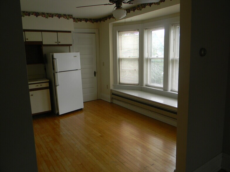 Building Photo - 2582 N Cramer St