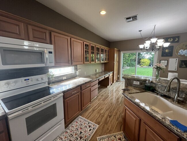 Building Photo - 9577 Fetlock Way