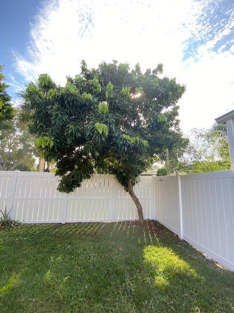 Building Photo - 41 Buxton Ln